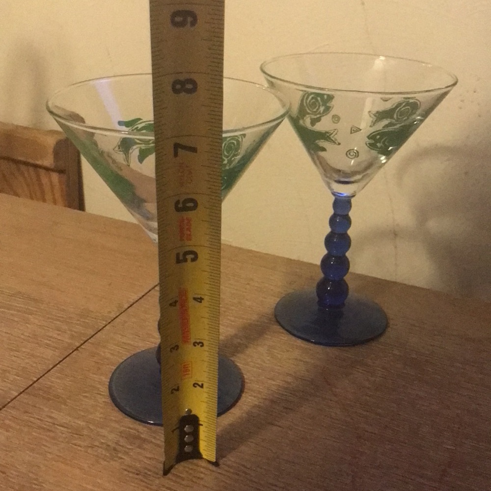 Green Fish With Blue Graduated Bubble Stemmed Martini Glasses - Picture 8 of 9